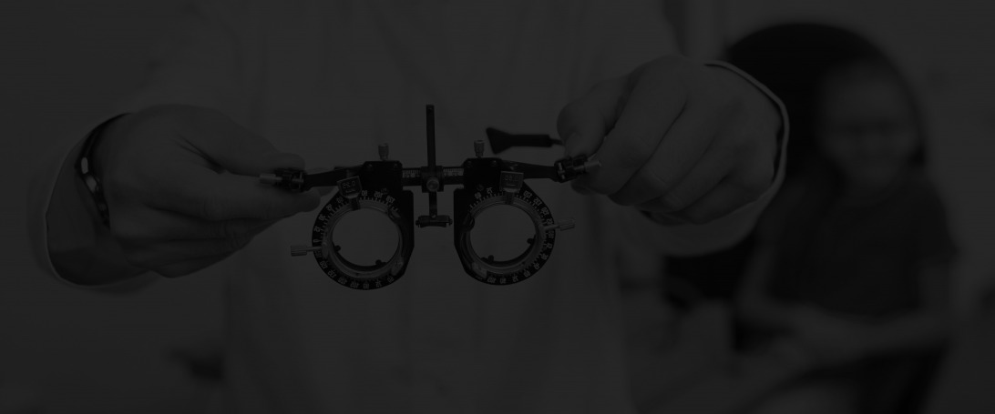 gallery/enfoque-selectivo-de-gafas-especiales-para-controlar-la-vista